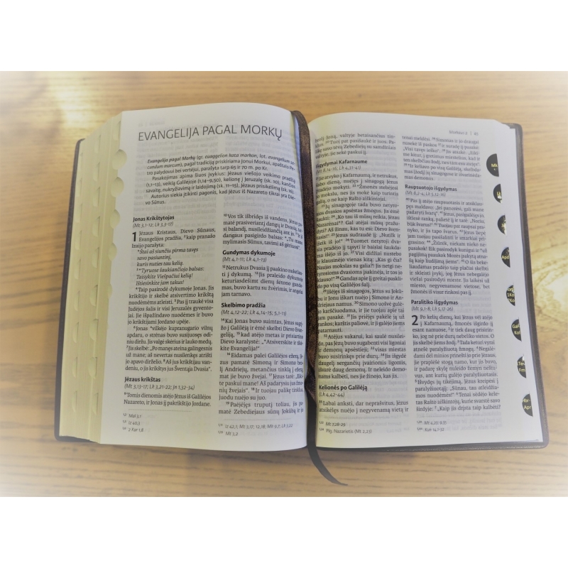 Biblija 12,5 x 18,5 cm, ekumeninė, lanksčiais viršeliais, 2018 m.